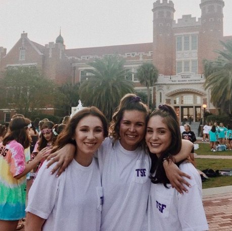 aperezeme2040's profile picture. 