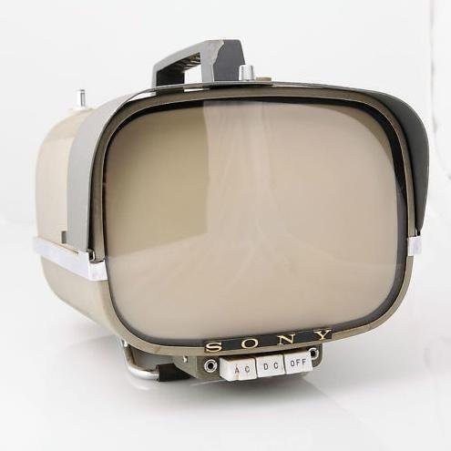 donmoloney's profile picture. Press, PR and Commercial Photographer based in Limerick, Ireland.