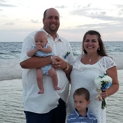 RVHoyt3's profile picture. 