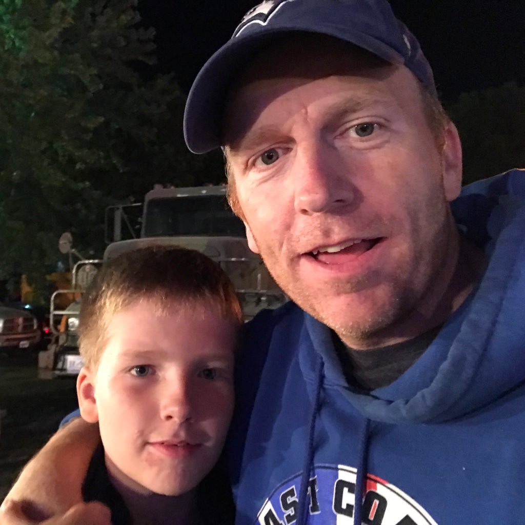 barker_colin's profile picture. Husband, Father of two, Problem Solver, Proud Newfoundlander, Hockey Coach, Campfire Musician. Views are my own! Retweets are not endorsements.