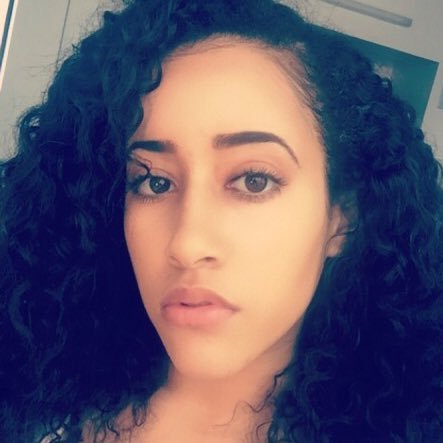 sIutsham's profile picture. a wicked, shameless woman.