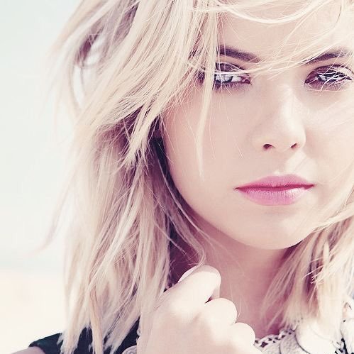 AlexFaithBarton's profile picture. I'm Alexandria Barton. Daughter to @AgentRomanova and Clint Barton. My little brother is @NickTerzoBarton.