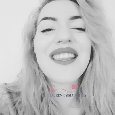 Laurenista2012's profile picture. 📍County Durham 
🦄 Emotional Wealth Coach
🌹 Positive Psychologist