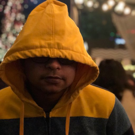 LakshParnami's profile picture. 