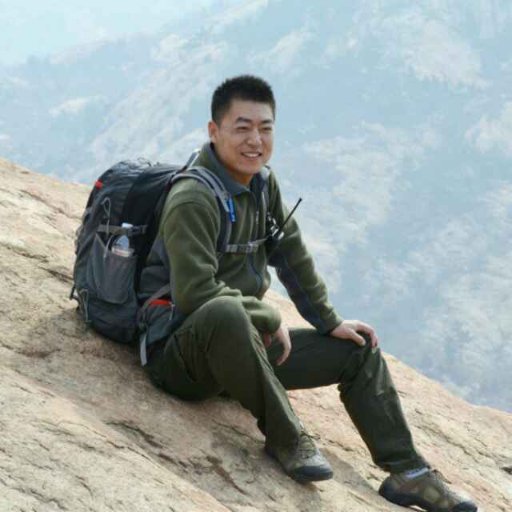 cnp5's profile picture. 苦逼程序猿。户外运动、不折腾会死、创业中、架构、微信公众号