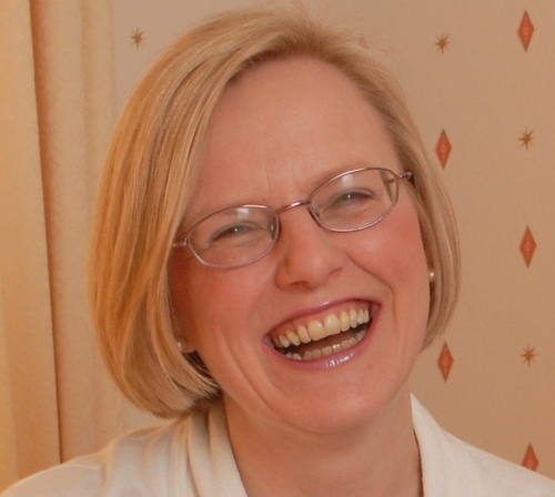 Profit improvement specialist helping small business owners make more money. Qualified accountant who lives with tax advisor husband, two sons, 4 male cats!