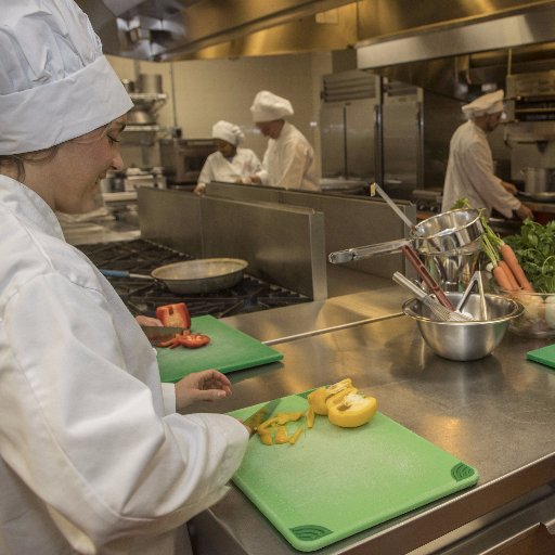 ItsAllHereFood's profile picture. All things relevant to the Nutrition & Food community at MSU. Looking for news, events, jobs, internships or to connect with peers -- help us grow!