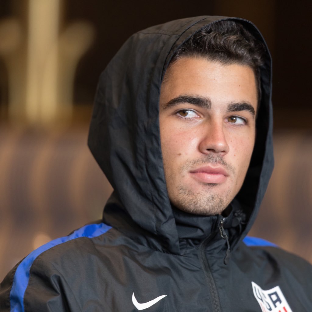 Videographer/Editor for US Soccer MNT and WNT. Los Angeles Chargers. Bazooka Entertainment. Reel: https://t.co/2XL8HvLcXL