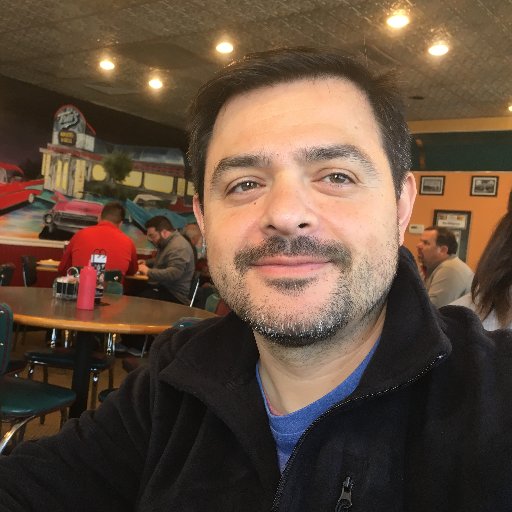 Palmeiras and Red Sox fan, Data Analyst (playing with data), Ex-Project Manager, Lucas' Dad, and soon a Boston-qualified runner.