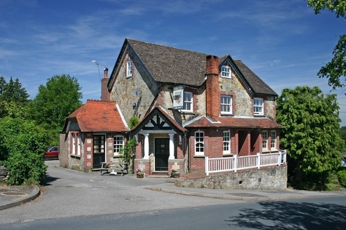 Pub in Crowborough dedicated to real ale    01892 654796