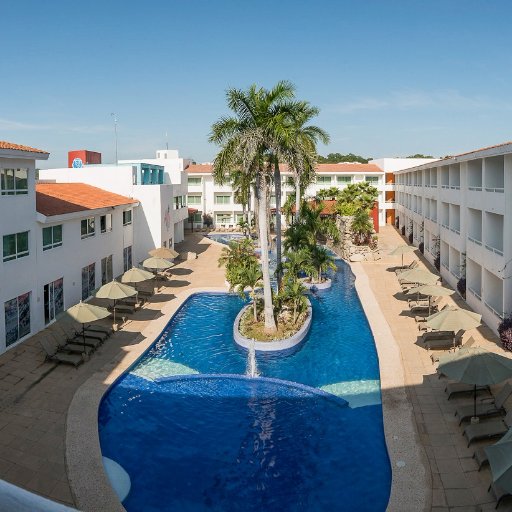 Hotel de 4* con 90 confortables y modernas habitaciones con decoración minimalista en tonos claros. Cuenta con un exclusivo Club de Playa ubicado en Chahué.
