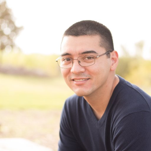 Information Technology Translator.
Visit me on https://t.co/aJNWACu4RF - Tech Support For The Rest of Us.