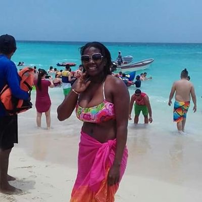 luciaaponza's profile picture. mejorando cada dia mas y mas