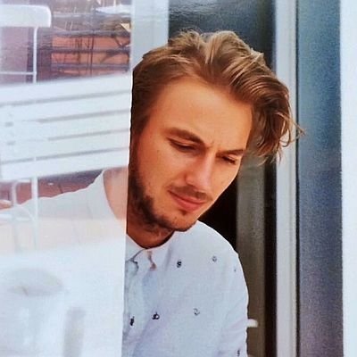 Dan_Christian's profile picture. Live and let love