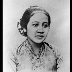 anikkkina's profile picture. Simple action...