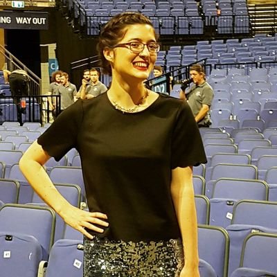 Writer and reader. Nerdy human, vegan, feminist and lefty liberal ✌️🏳️🌈