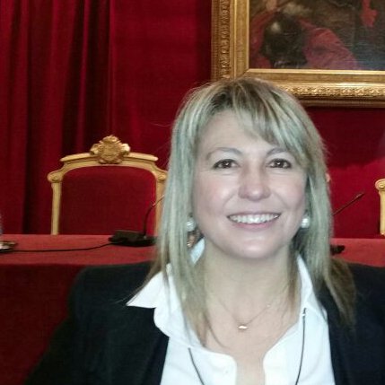 ardura7's profile picture. Periodista y empresaria, Gerente de @LeadersComunica. #SocialMedia. #Marketingdigital. #Comunicación de Crisis. #SEO. #Coolhunting