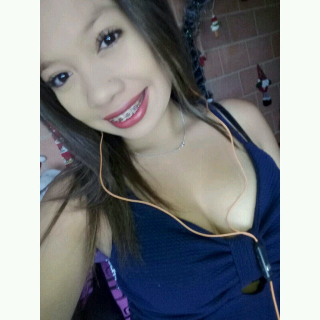 aleja_ortiz123's profile picture. 