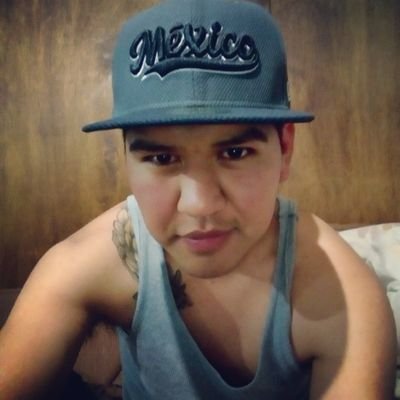 mar_escom's profile picture. Ingeniero en mecatrónica, por la noche es mejor el rock y una cerveza oscura