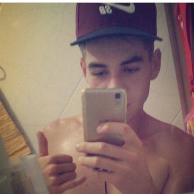 Ensinado desde sedo não sou de desacredita
martim_felipe1👻👻