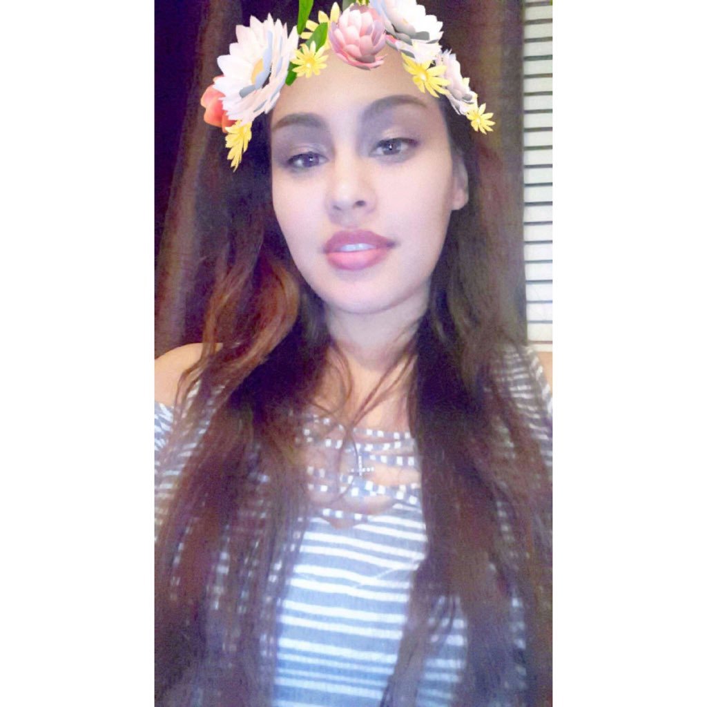 LynneWhitney17's profile picture. I am a very optimistic person that concentrates on the positive. I like to laugh, am spontaneous, and enjoy doing just about anything with the right person...