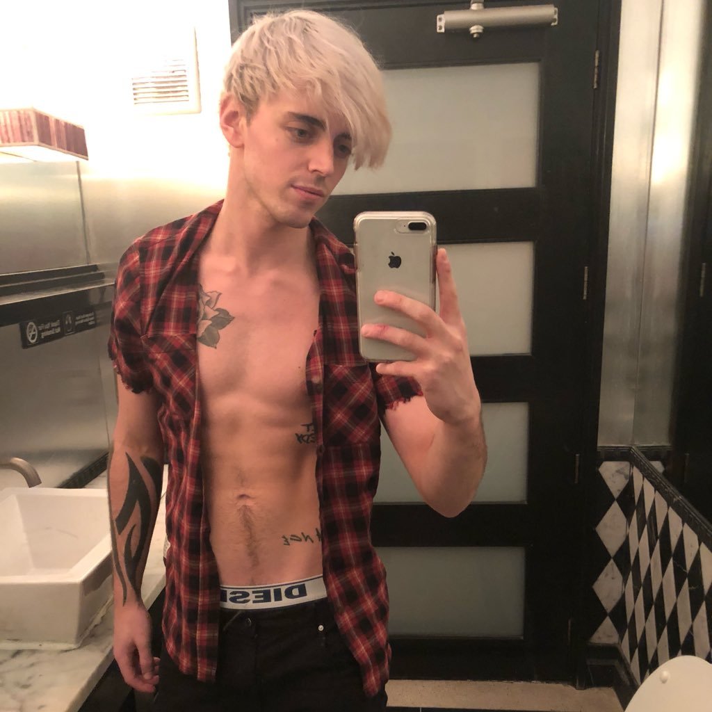 Alex Killborn on Twitter "😚🍑…