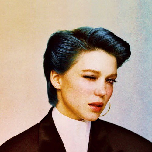 0103164's profile picture. The Rich / 런던 역향수병 말기 / Shine Bright Like A Diamond