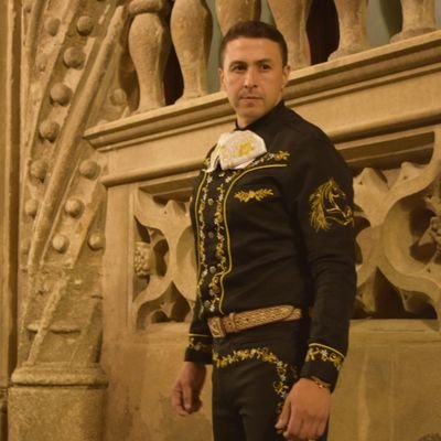 cantante, compositor colombiano ,interprete de musica regional mexicana, popular colombiana y mucho más