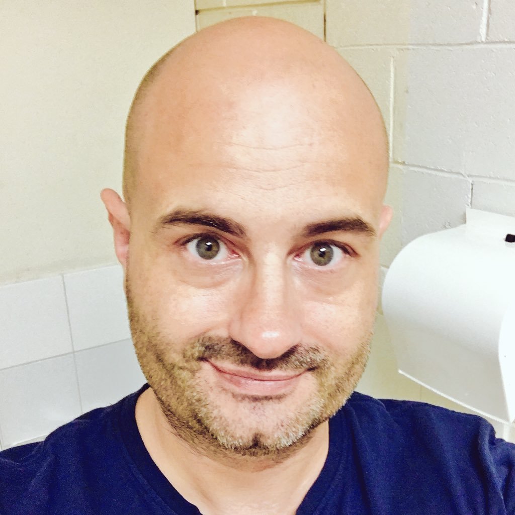 solostartup's profile picture. Thoughts and information for #startups, #solopreneurs, #freelancers and #developers by @robzolkos