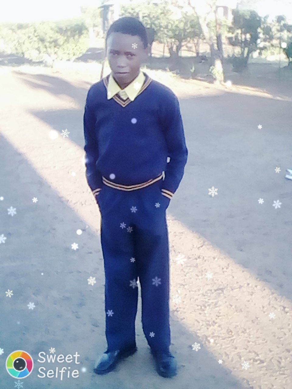 Hi guys iam not a gil iam de boe house really career's about de peace of life...💗💗💗💗