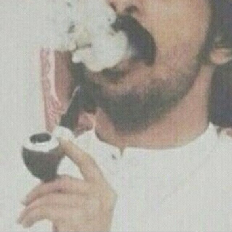 ‏'
يبتعد شيء ، ليقترب شيء آجمل💘🕊.ً