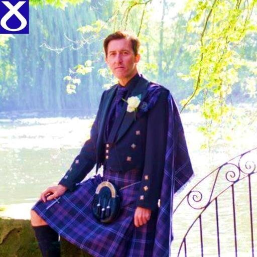 Scottish Republican
Love America, Celtic & Social Justice. Hillwalking & DooWop Music. Fighting for Scots Independence .. until my last breath. #ALBA #Yes