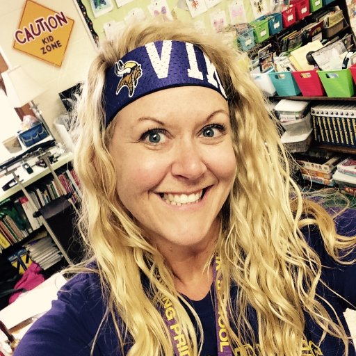 Teacher Looper. Seesaw Ambassador Educator. Tech Leader. Innovator. Packers-Badgers-Bucks-Brewers-ALL around WI fan! #BehnkeBunch