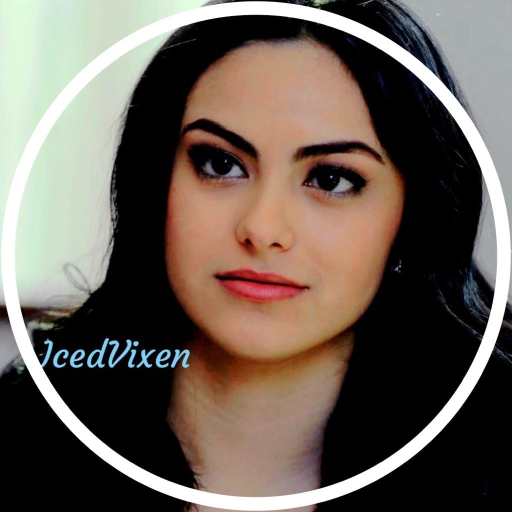 IcedVixen's profile picture. 