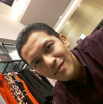 pablovich2012's profile picture. Contador Público desde niño, dedicado, apasionado y fanático encarnecido del deporte. Red Devil, culé, media roja, celtic pero más que nada Packer de Corazón.