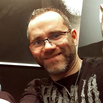 Papa de les 4 plus belles filles au monde....et futur époux a ma tite femme. fit Dad en progression et ambassadeur de la shop santé