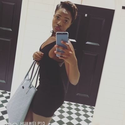 KoketsoMokoane's profile picture. IG: Choc_brownie_