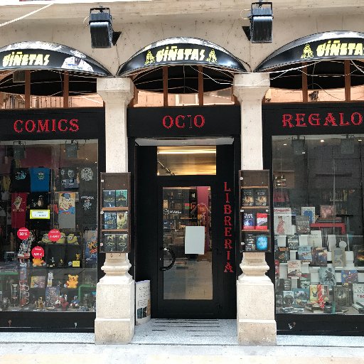 Desde 1996. Librería especializada en cómics, literatura, juvenil, infantil, juegos de mesa y cultura popular. En el centro de Burgos, en C/San Carlos, 4.