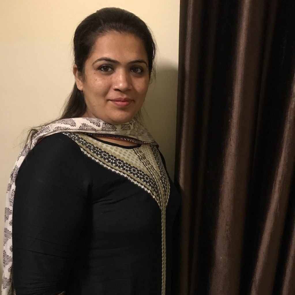 ArtistAnuArora's profile picture. Freelance artist