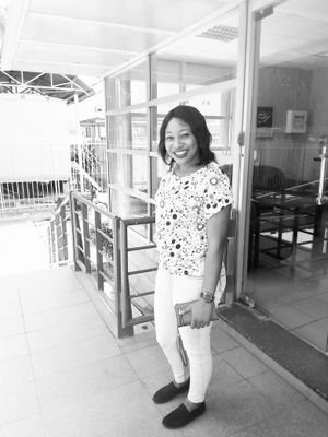 helone123's profile picture. 