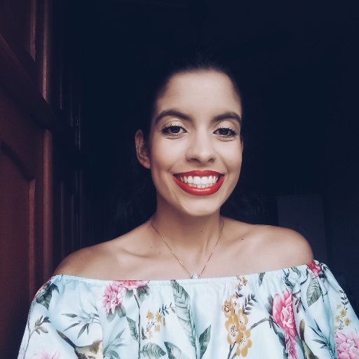 marianaasaless's profile picture. Jornalista. Ama séries, livros e chocolate! 😍