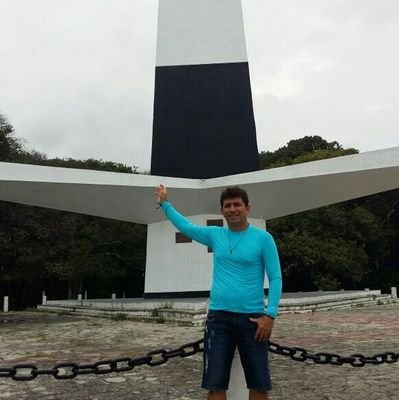 LAURENILDODASIL's profile picture. A sensibilidade é uma das minhas qualidades mas,não abro mão de caminhar junto com a razão.Dentro das  minhas possibilidades ,desperto as pessoas pelo coletivo