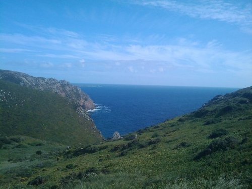 Travel 2 and pay for 1 only 700€ 1 week all included(airplane ticket not included).