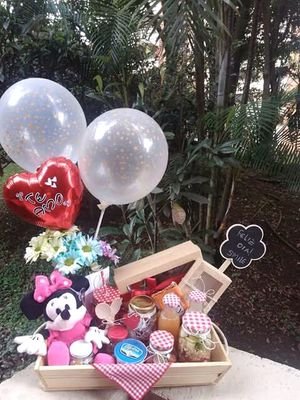 FLORISTERIA D ROSA TIENDA DE FLORES, DECORACION EVENTOS, DESAYUNOS Y MEDIAS TARDES SORPRESA , SORPRENDE A LA PERSONA QUE TANTO AMA WHATSAP 3166865338