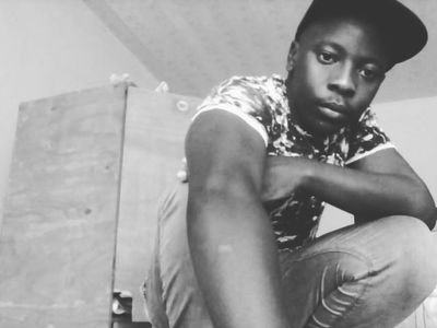 MunatsiNhlanhla's profile picture. #Humanitarian Worker
#Agriprenue 
#history  maker