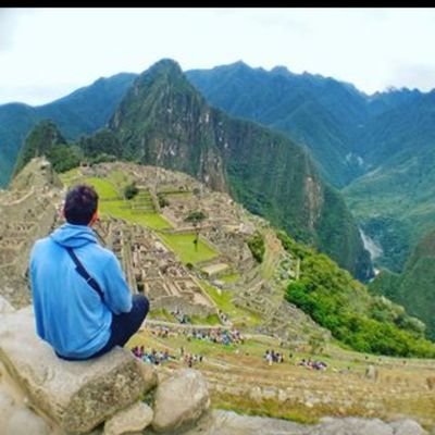 VIAJAR  🛫🛫
             👑
                                                                         Vivir solo cuesta vida PR