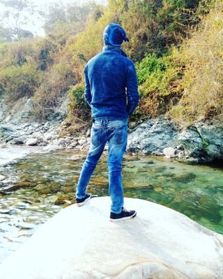 RohitDa35551883's profile picture. I don't know.....