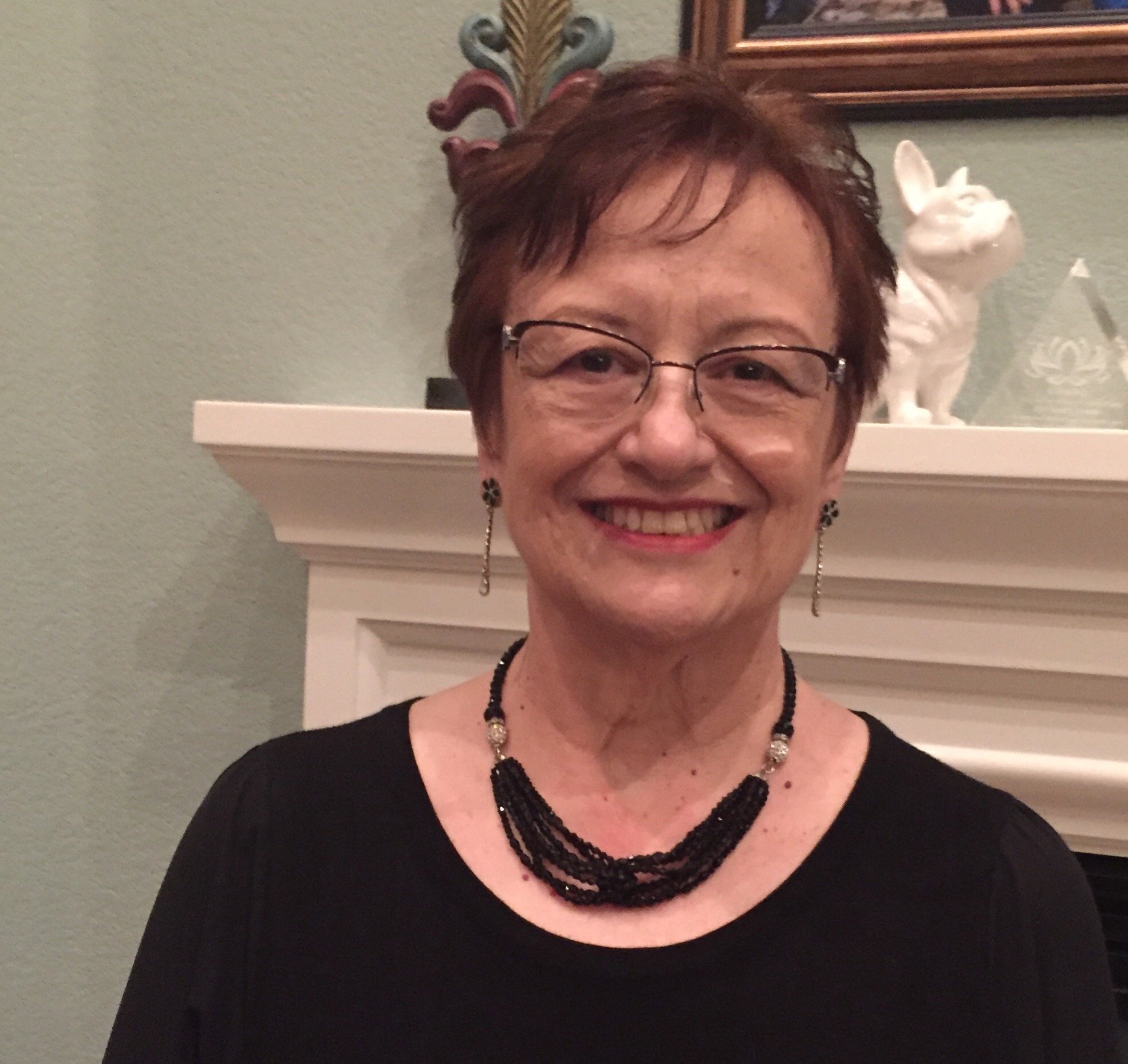 wife, mom and nana. cancer survivor four times, Christian, like classical piano music, news, sewing and scrapbooking.