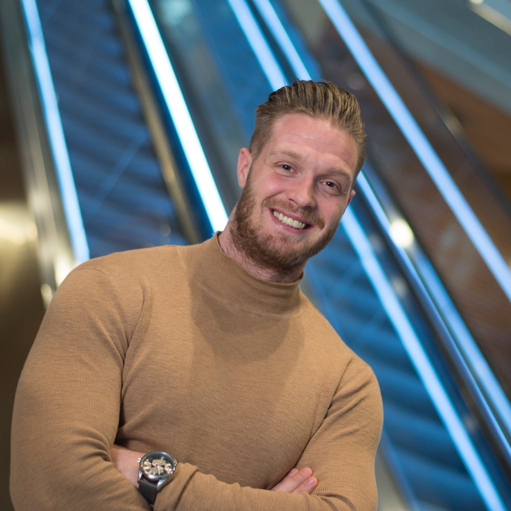 stafmedewerker Beveiliging en Crisismanagement LUMC, personal trainer en sport instructeur.