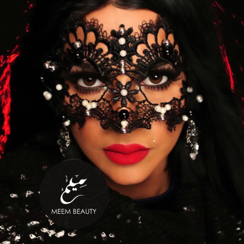 قصة شغف .. قصة فخر .. قصة جمال ! Saudi Makeup Brand! ماركة مكياج سعودية Founder: @maf78hamed